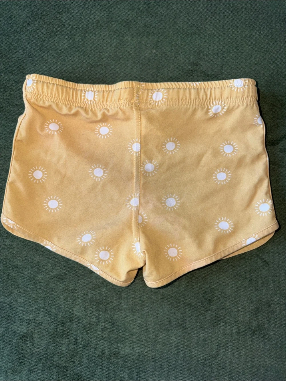Rylee + Cru Yellow Shorts with White Sun Print size 2-3T